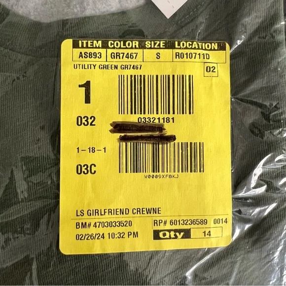 J.Crew Longsleeve Crewneck Girlfriend Tee Utility Green - Picture 3 of 6